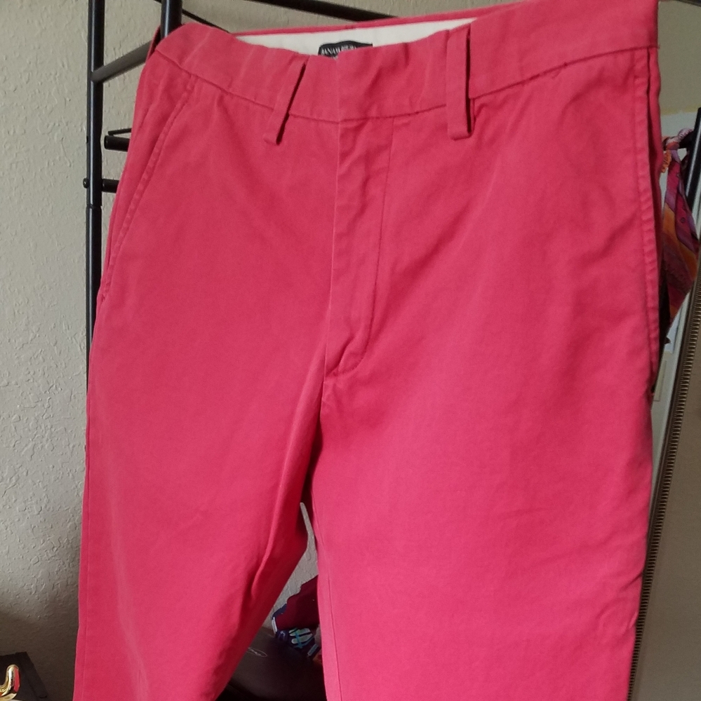 Pants, brick red ?
